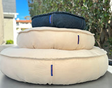 Load image into Gallery viewer, Pet Bed -Ecru Denim
